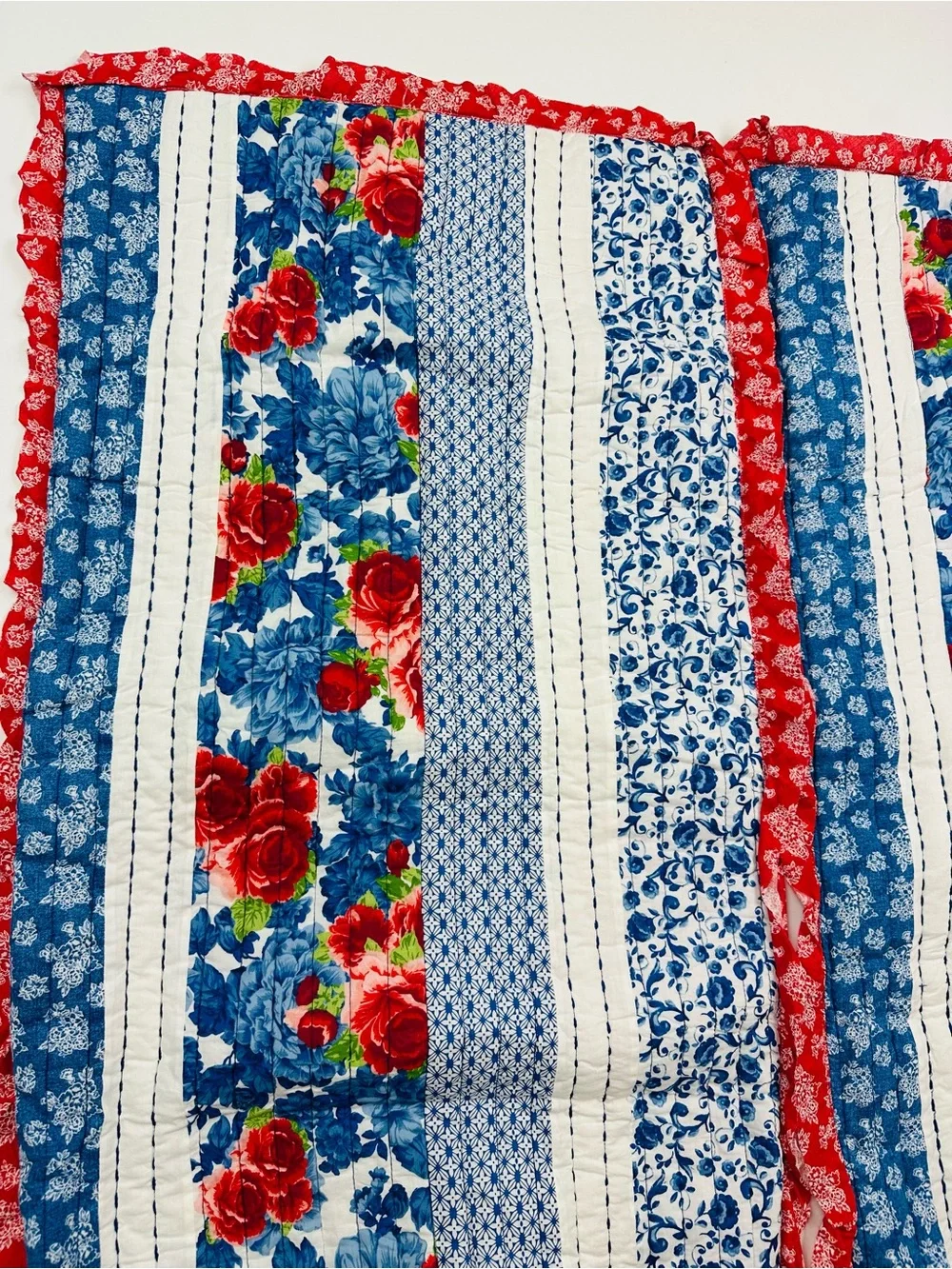 The Pioneer Woman Heritage Floral Patchwork King Pillow Shams 20 x 36 inches